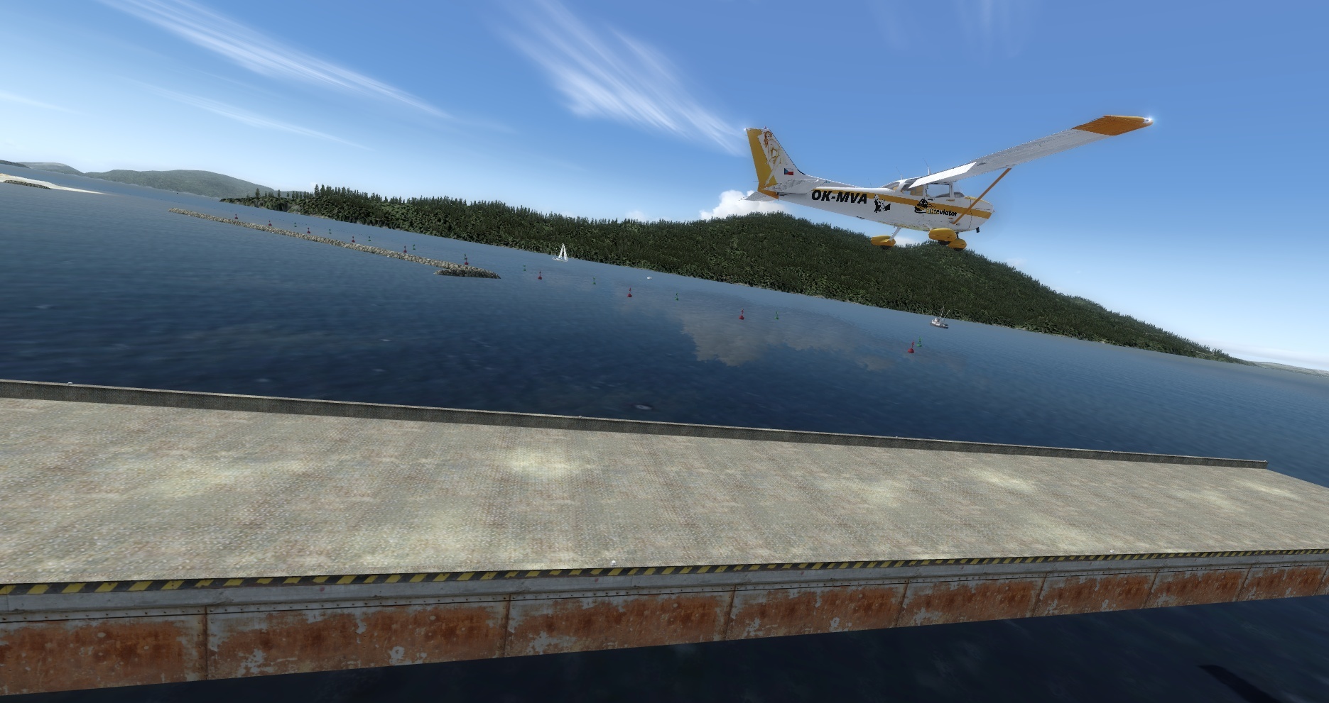 Mouseviator Private Island - vzlet ze zdvihnuté dráhové platformy.